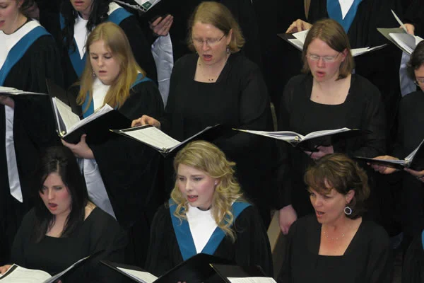 Lake Superior College to Host Free Spring Choir Concert Tuesday