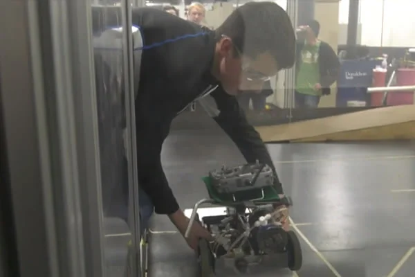 LSC Students Face Off Class Projects in Robot Competition