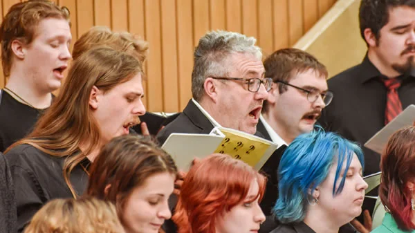Lake Superior College to Present Spring Choir Concert